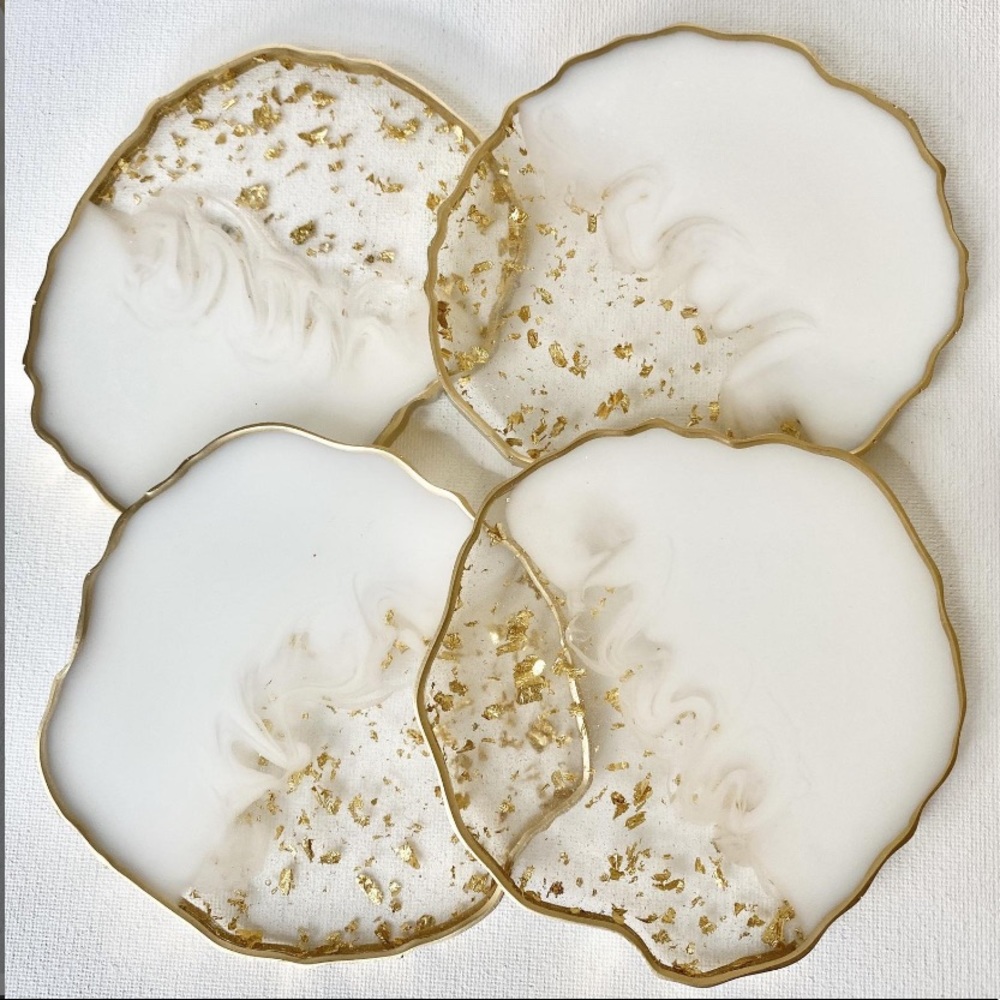 Set of 4 Coasters and 1 Large Tray - Picture 8 of 8